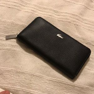 Lacoste Women’s Grained Leather Wallet